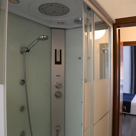 B&B Porto Vecchio Rooms - Stazione Centrale Trieste Exterior foto